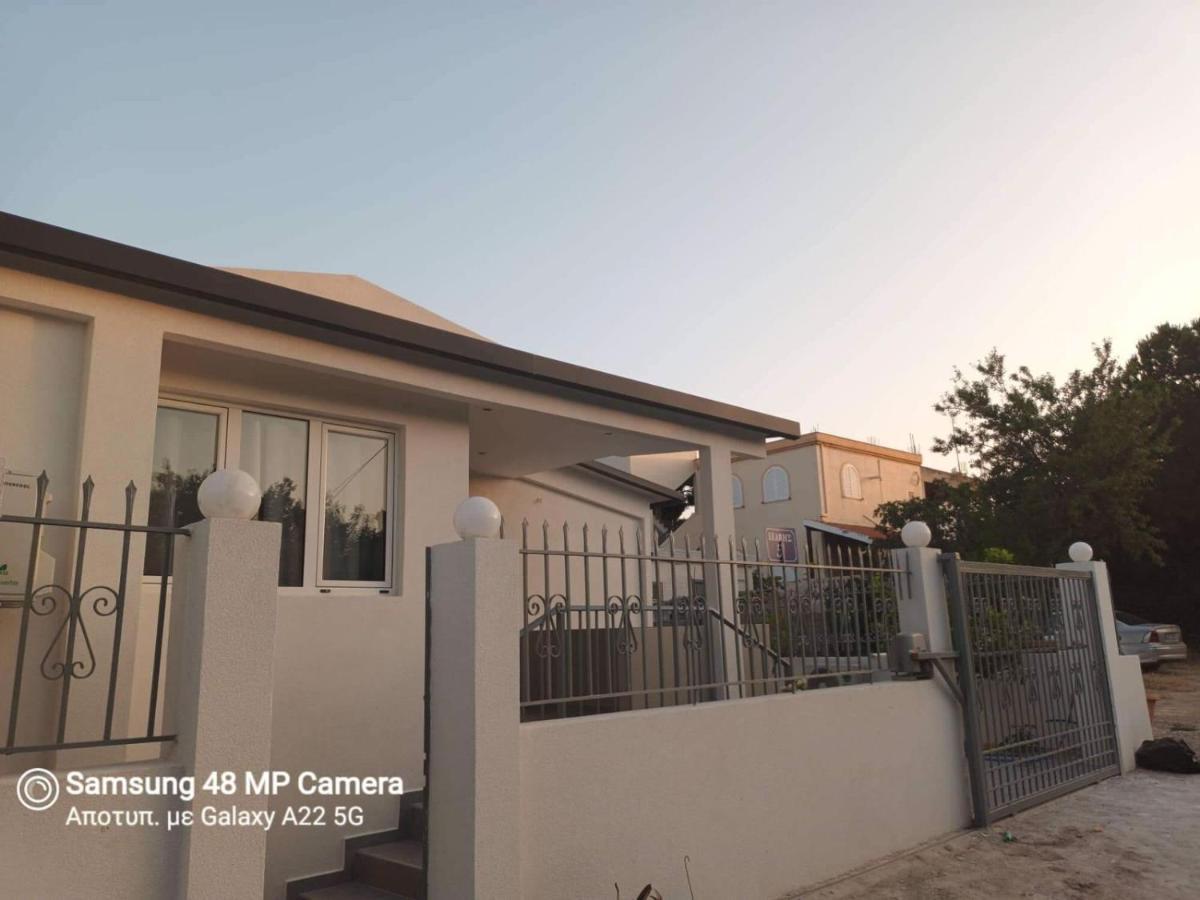 Oresti'S Villa Near Airport & Beach 阿特米达 外观 照片