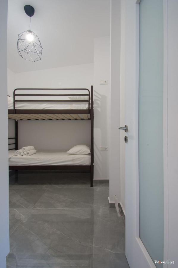Oresti'S Villa Near Airport & Beach 阿特米达 外观 照片